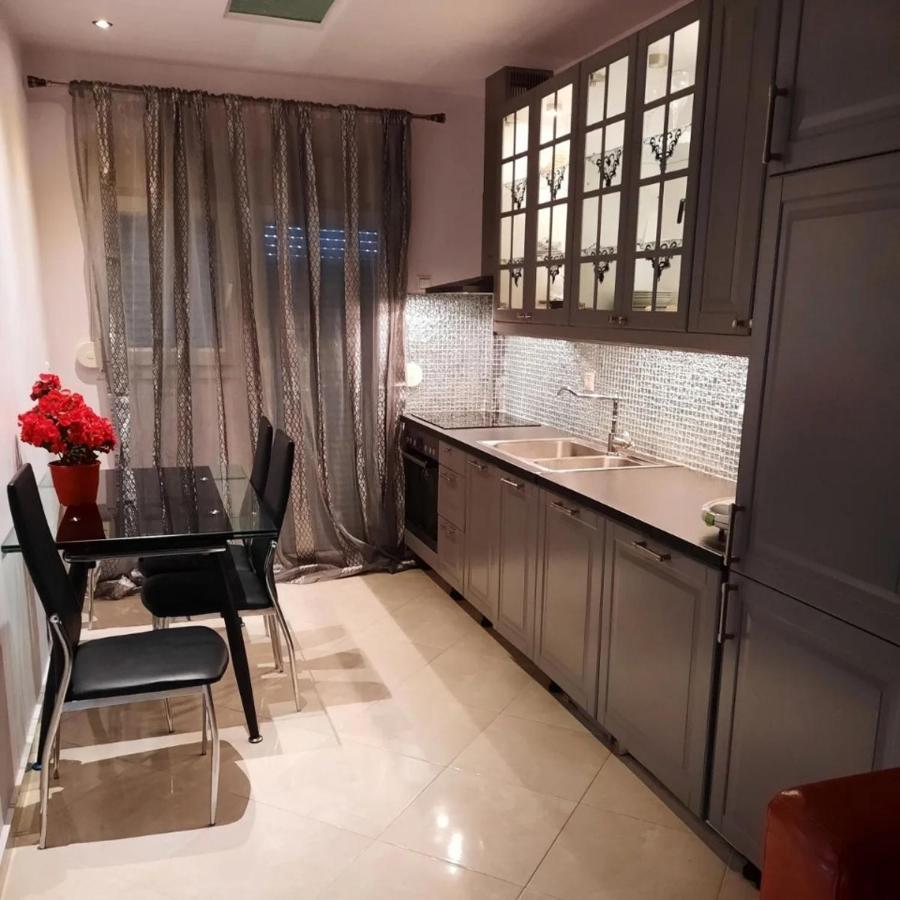 Vito Apartment's דירה *
