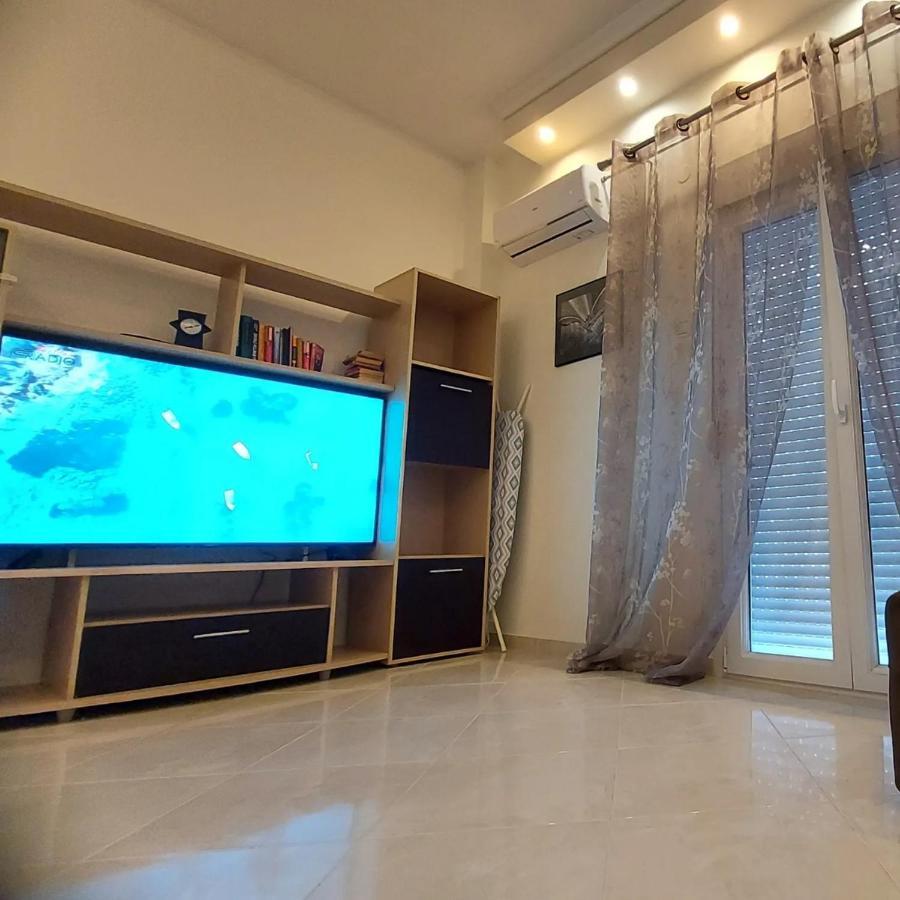 דירה Vito Apartment's ניאה אירקליה